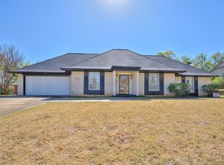 403 E Franklin St, Shawnee, OK 74804