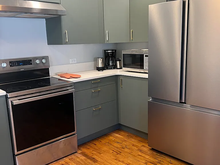 112 Hudson St #1 — Photo 19
