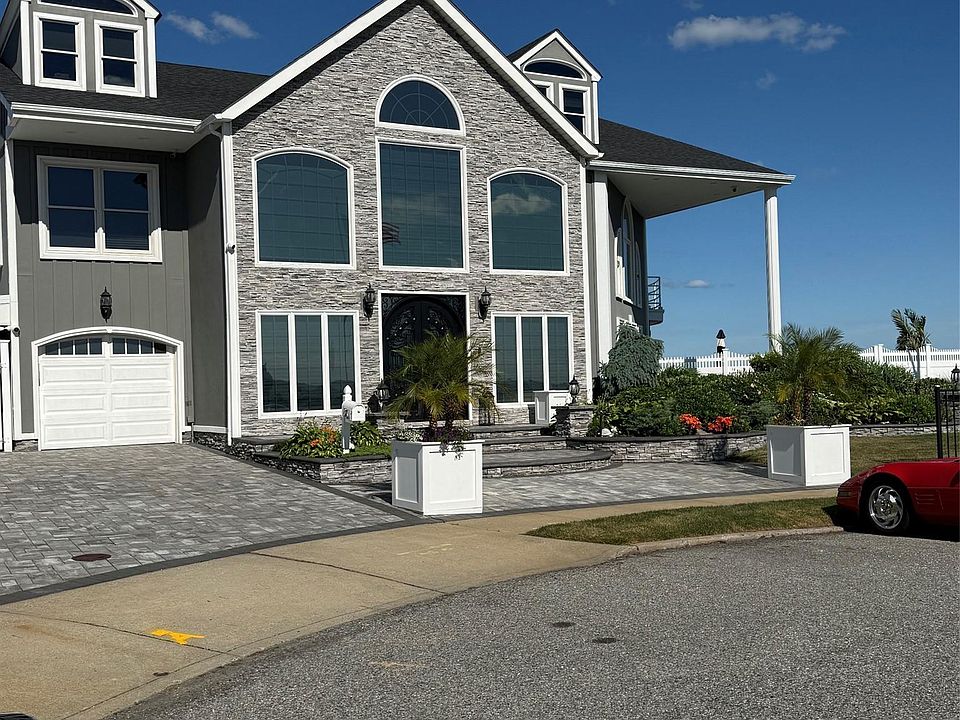 1st image of 35 Piper Ct