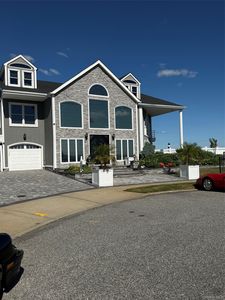 35 Piper Ct, West Islip, NY, 11795