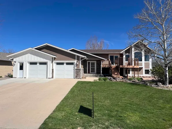 608 Deerfield Ct, Spearfish, SD 57783