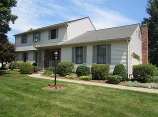 8 Parsons Way, Southampton, MA 01073