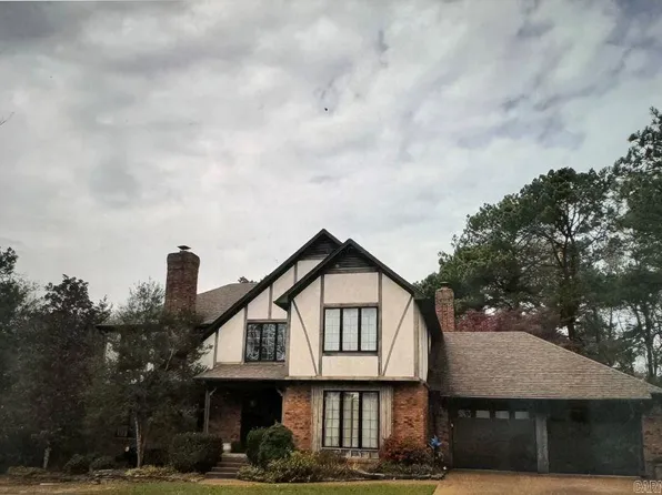 5 Woodcrest Dr, Searcy, AR 72143