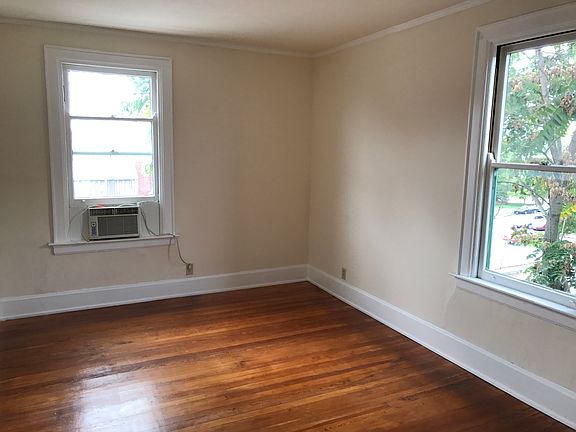 3rd image of 4137 Hamilton Ave #5