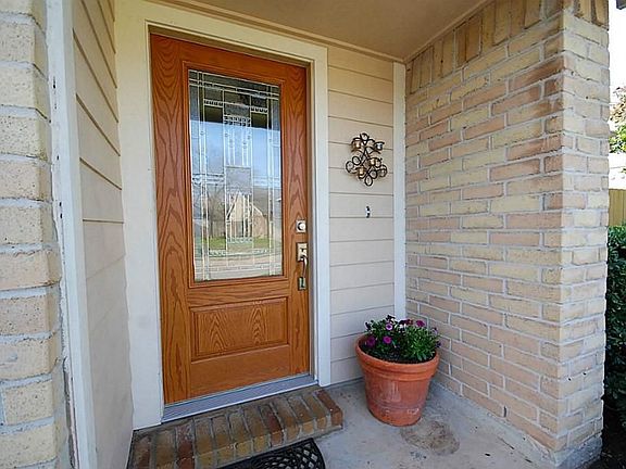 2nd image of 2234 Sentinal Oaks St