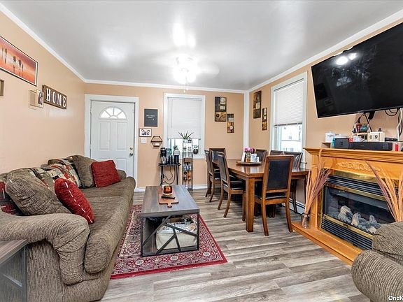 3rd image of 67 8th Ave