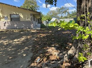 37 NW 7th Ave #B, Dania, FL 33004