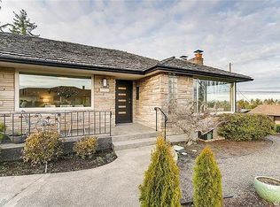 3704 W Dravus St, Seattle, WA 98199