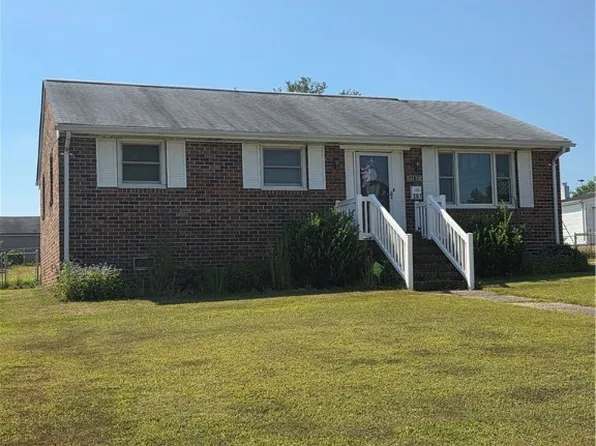 307 Macarthur Ave, Colonial Heights, VA 23834