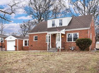 835 Wilson Dr, Edwardsville, IL