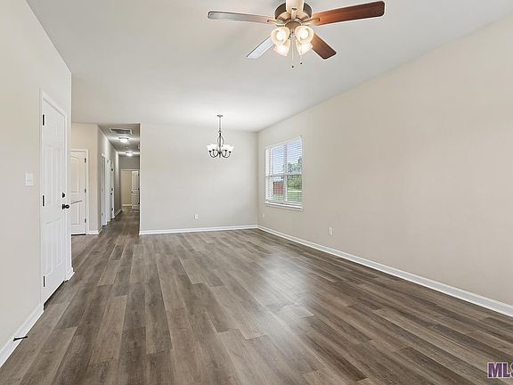 2nd image of 3052 S Roth Ave