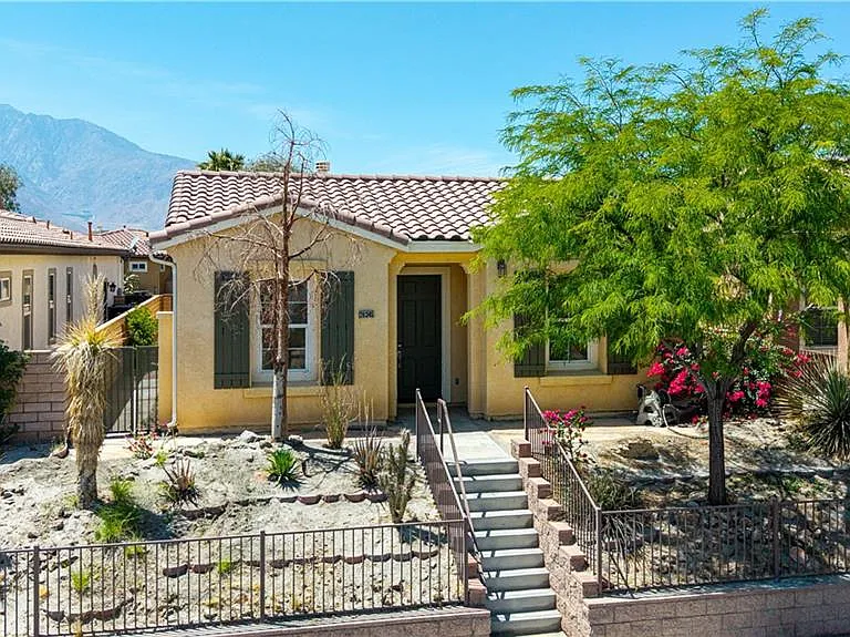 26345 Avenida Quintana — Photo 29
