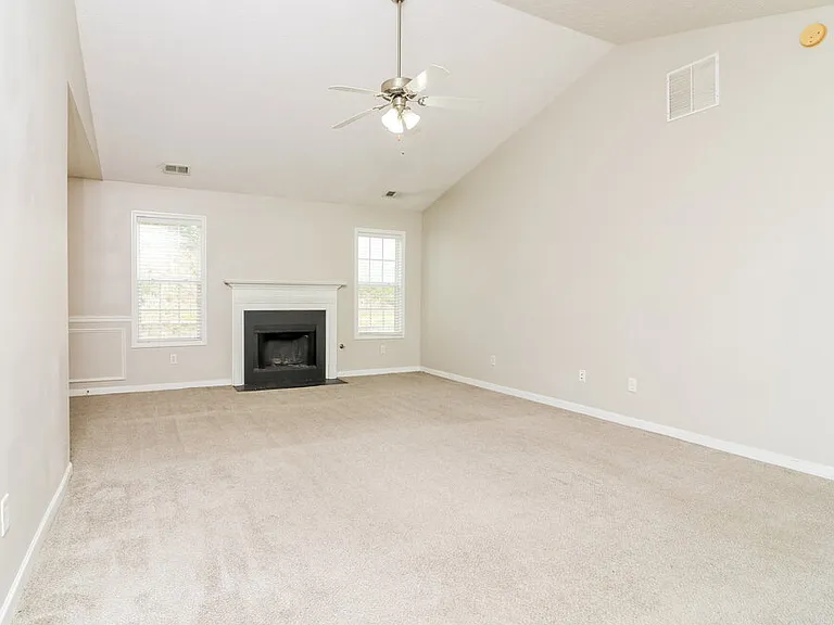 226 Overlook Ct — Photo 5