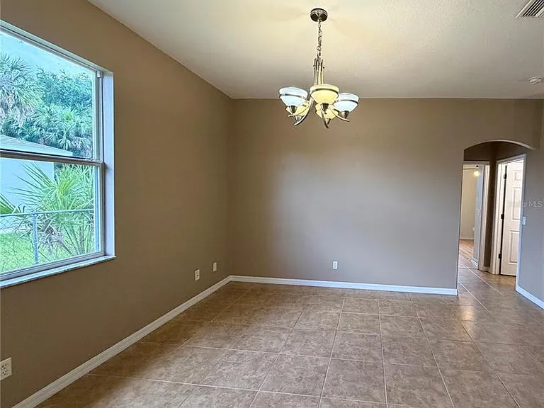1204 S San Mateo Dr — Photo 23