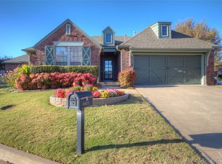 8411 E 99th St, Tulsa, OK 74133