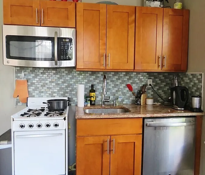 4500 Springfield Ave #2R — Photo 5