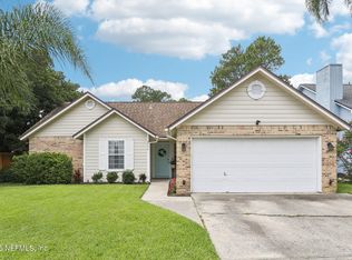 2058 Saint Martins Dr E, Jacksonville, FL 32246
