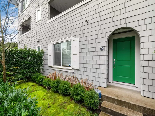 15487 99a Ave #60, Surrey, BC V3R 7N1