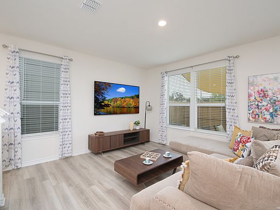 5th image of 10643 W MILITARY DR UNIT 36