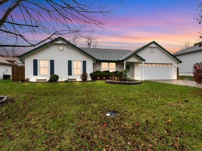 202 Cross Creek Ln, Grain Valley, MO, 64029