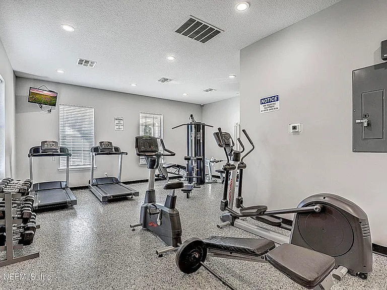 9437 Sentry Dr — Photo 27