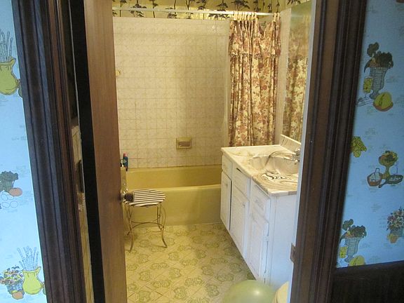 First Floor bath