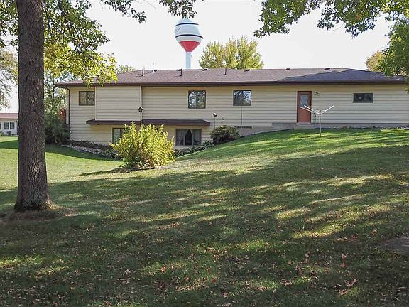 4th image of 1304 Circle Dr