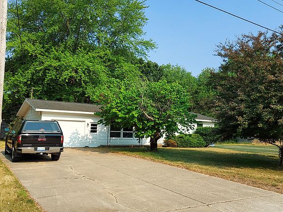3rd image of 15445 160th Ave