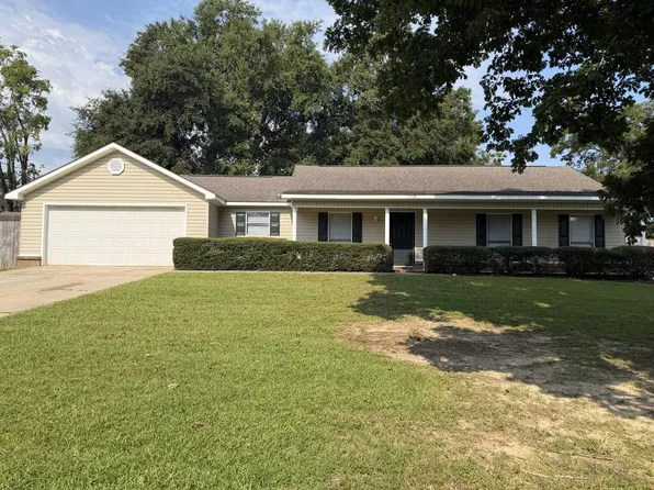 1309 Clearmont Dr, Dothan, AL 36301