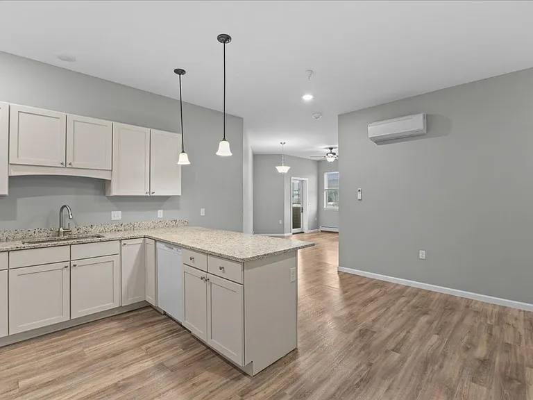 32 Cottonwood Drive — Photo 13