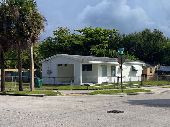 Exterior 1
