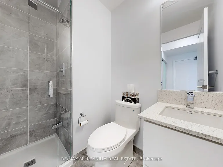 30 Elm Dr W #807 — Photo 28