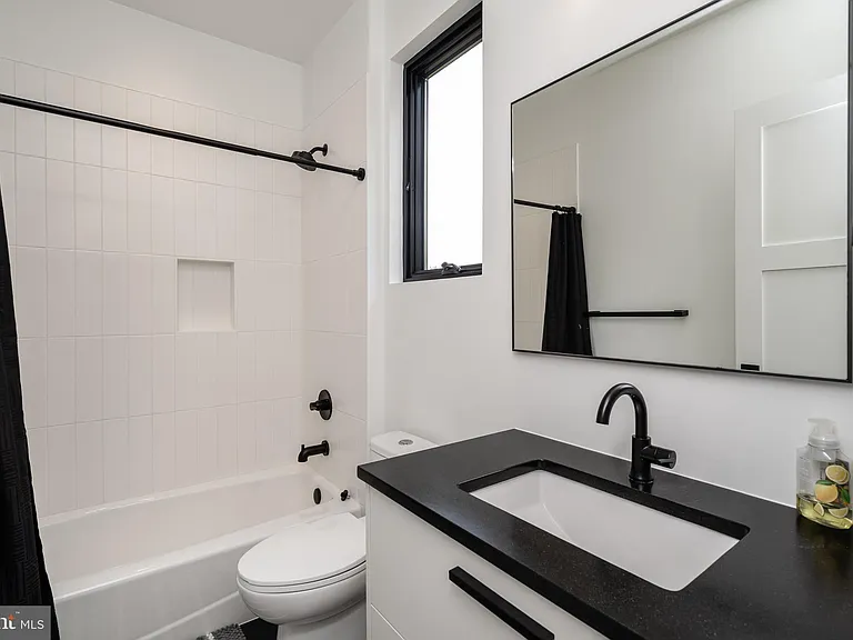 40388 Manbar Ln — Photo 54