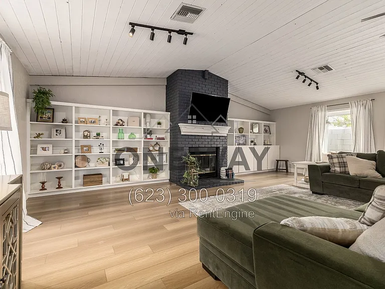 107 S Catalina St — Photo 10