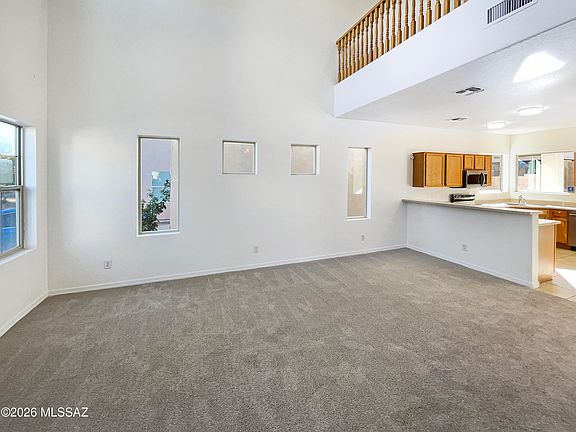 3rd image of 107 W Camino Rancho Lucido