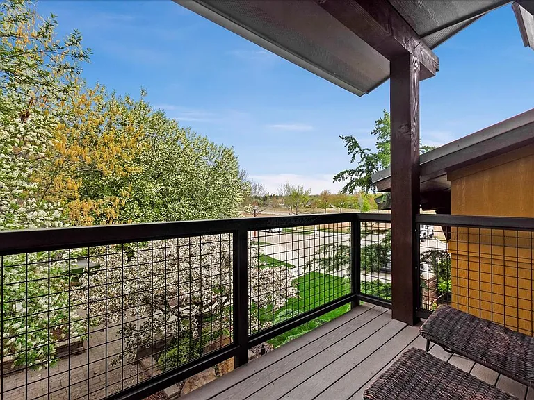 1421 E Lone Creek Dr — Photo 22