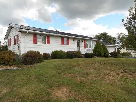 4th image of 78 Russell Dr