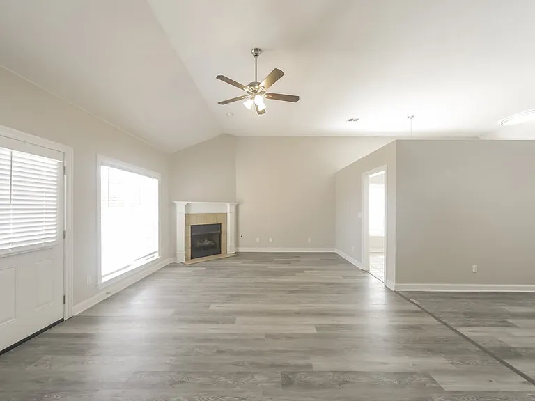 4480 Aberton Dr — Photo 3