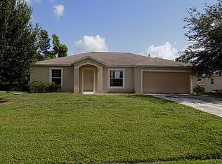1637 SW Neptune Ave, Port Saint Lucie, FL 34953