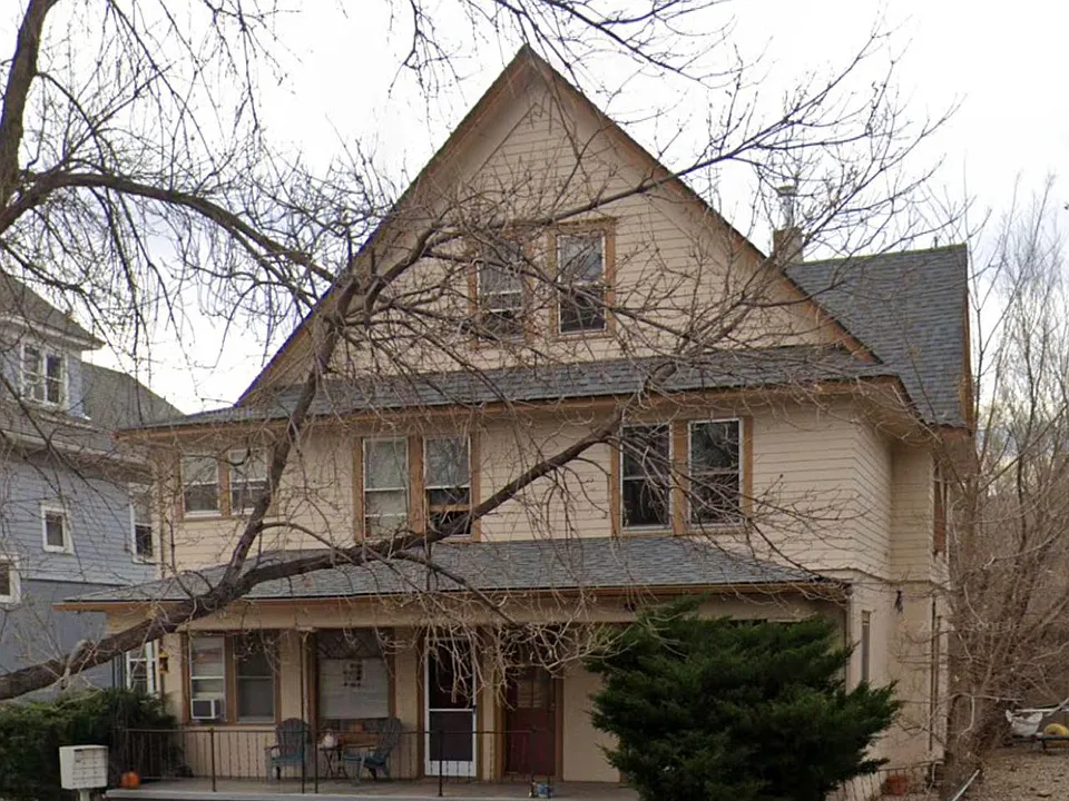 1415 W Colorado Ave #9