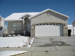 5811 S Crest Flower Way, Salt Lake City, UT 84118
