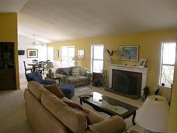3rd image of 4738 Edinburgh Dr