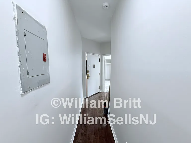 67 Brinkerhoff St #4D — Photo 17