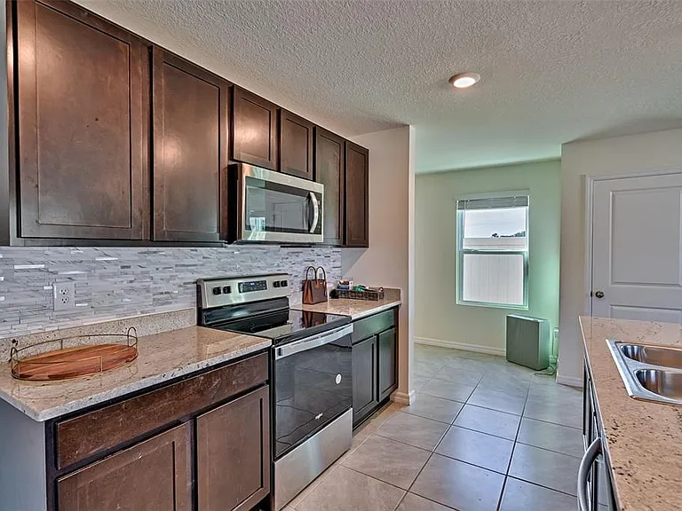 1100 NW 248th Dr — Photo 12