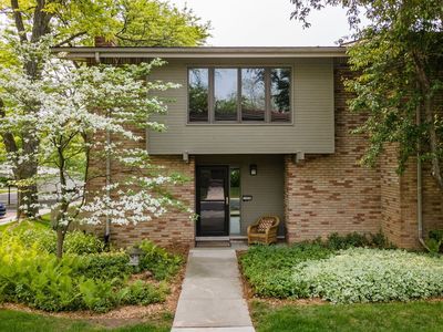 390 Concord Pl, Bloomfield Hills, MI, 48304