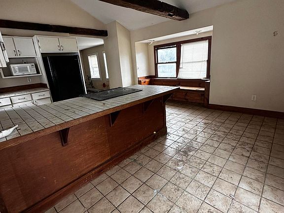 2nd image of 111 Jordanville Road