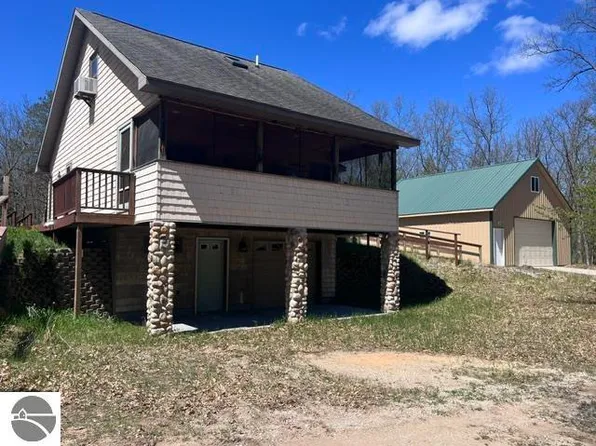 1990 Skocelas St, Manistee, MI 49660