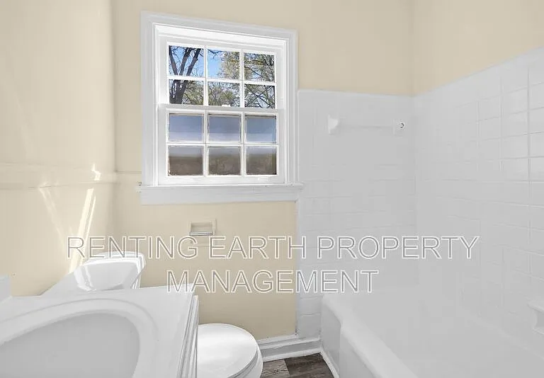 2617 Avenue K — Photo 18