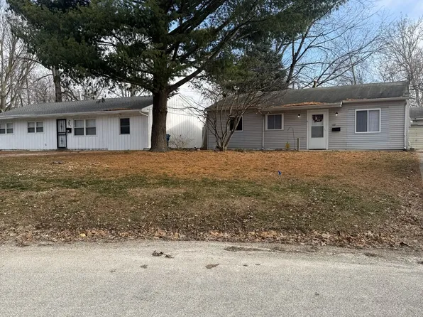 128 S Scottswood Dr, Urbana, IL 61802