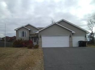 509 Dogwood St SW, Isanti, MN 55040